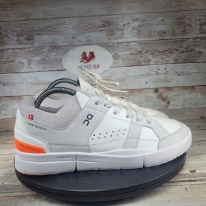 ON Cloud Women Size 7.5 The Roger Advantage White Athletic Training Shoes